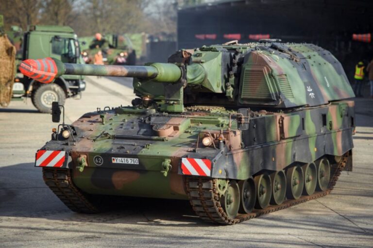 Germany to send self-propelled howitzers to Ukraine