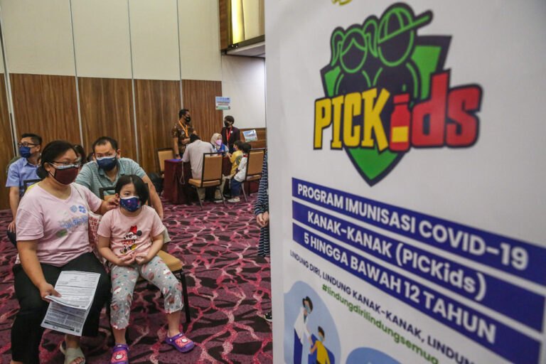 CovidNow: Nearly 950,000 children in Malaysia fully vaxxed