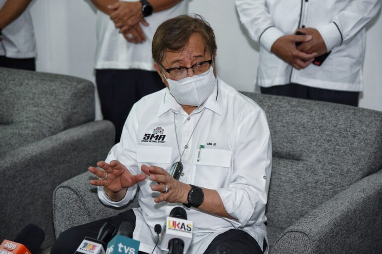 Premier: Sarawakians need to speak in one voice to restore eroded rights