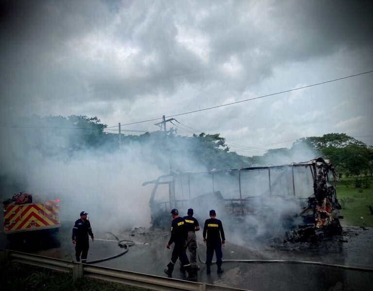 Colombia's Clan del Golfo attacks vehicles to protest Otoniel extradition, says govt