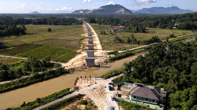 ECRL assets fully owned by Malaysian govt through MRL, says transport minister