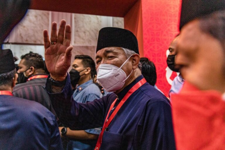 Under fire, Zahid says Umno constitution amendment to stabilise party, not save himself