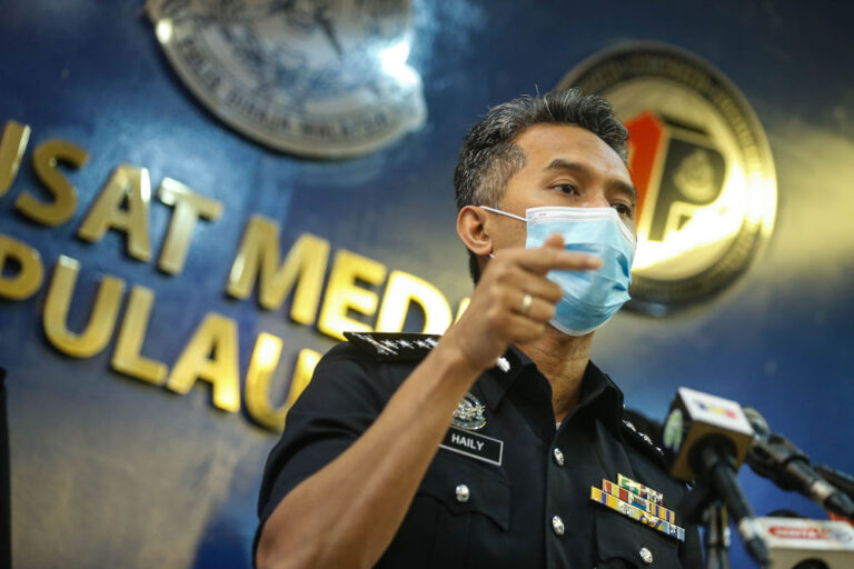 Penang police probing viral video of traffic cop allegedly roughing up motorist