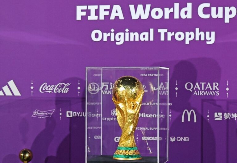 Qatar’s migrant army queues for glimpse of World Cup
