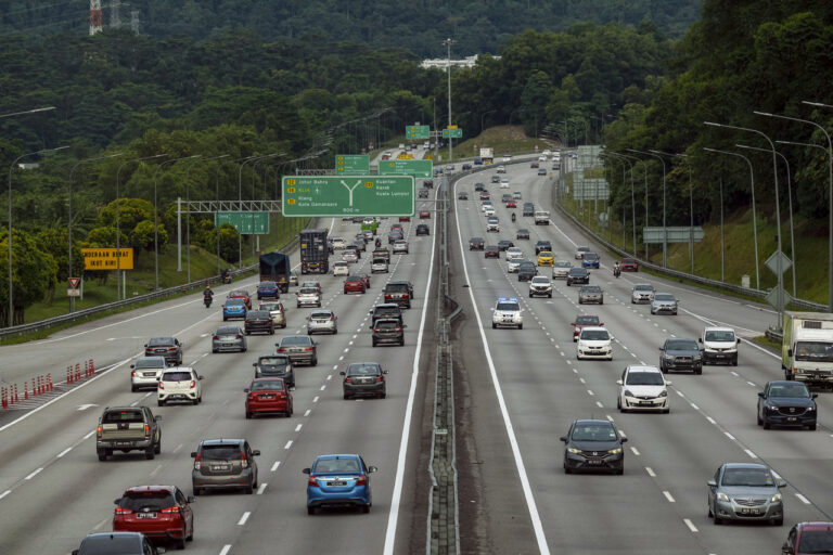 Traffic still heavy towards Klang Valley