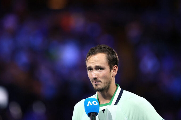 Medvedev still hopeful of playing in Wimbledon