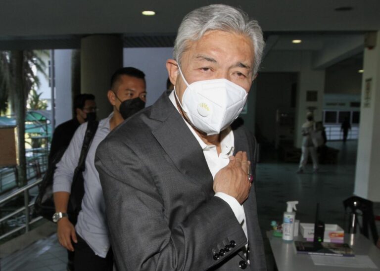 Ultra Kirana director wrote letters to Ahmad Zahid directly on foreign visa system contract extension to bypass bureaucracy, court told