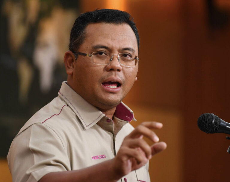 PKR cannot afford to contest on its own in GE15, says Amirudin