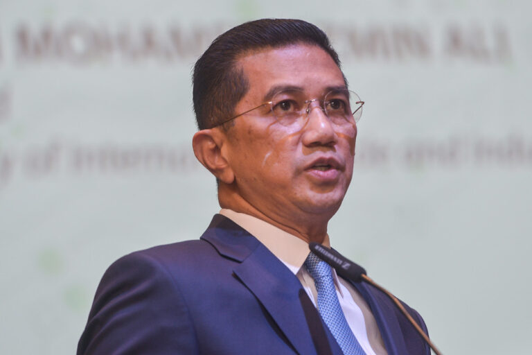 Azmin sees Malaysia landing RM14.6b in new investments from US