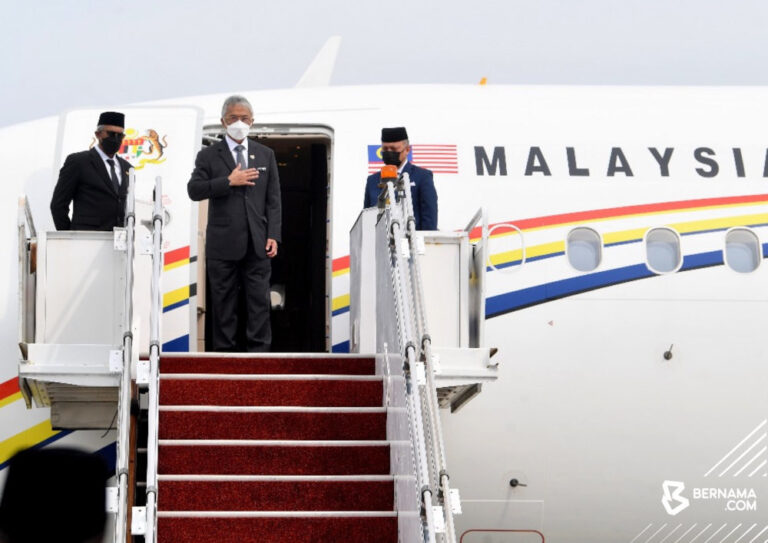 Agong leaves for Abu Dhabi to pay last respects to UAE president Sheikh Khalifa