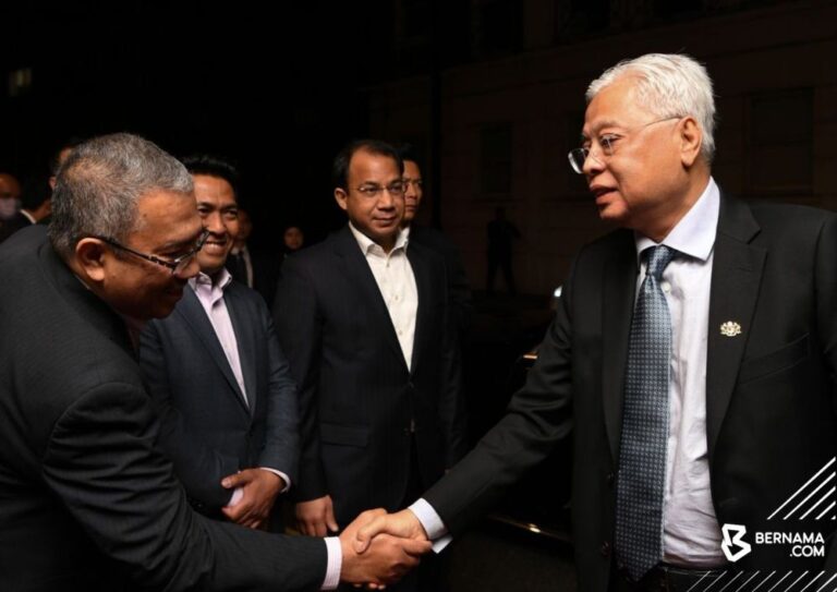 PM Ismail Sabri arrives in London