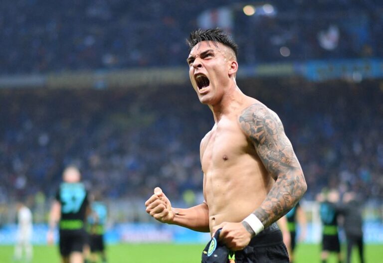 On night of comebacks in Serie A, Inter reclaim first and Juventus collapse