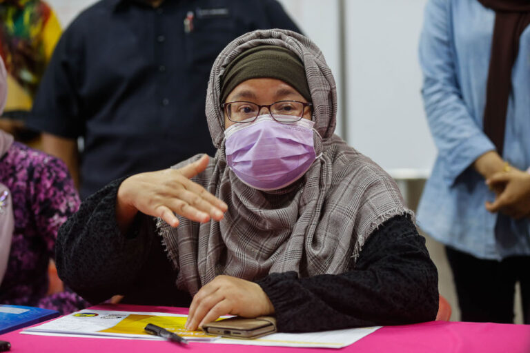 Penang lawmakers urge Putrajaya to investigate work conditions for junior doctors after houseman falls to death
