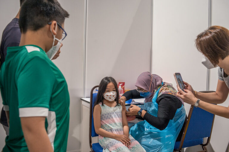 CovidNow: Over 870,000 children in Malaysia fully vaxxed