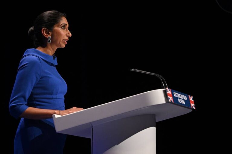 UK government talks tough on immigration — again