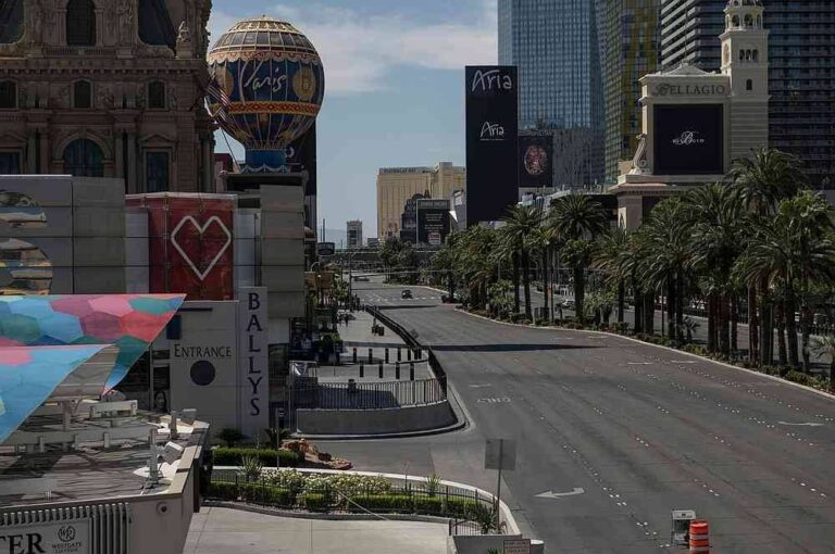 Six stabbed, one dead in Las Vegas strip rampage