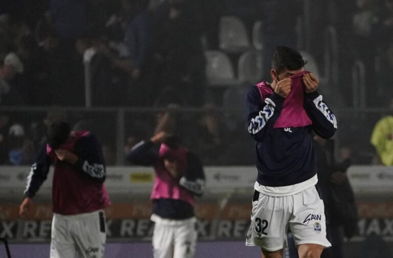 Fan dies in Argentina, match abandoned as players forced off due to tear gas