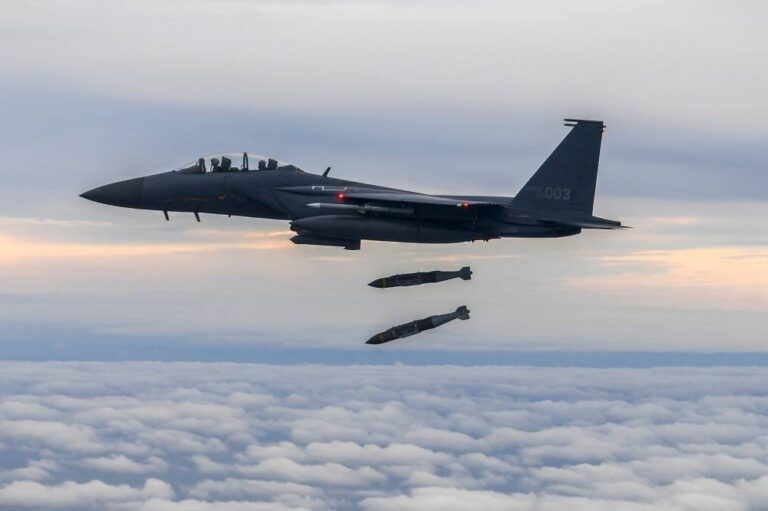 South Korea, US stage drills with aircraft carrier after North Korean missile launches
