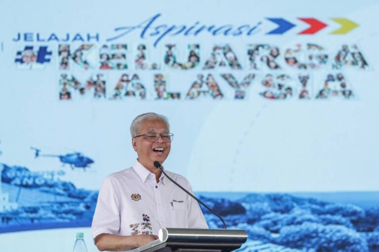 Budget 2023: Felda rubber smallholders also eligible for RM800 monsoon aid, says PM Ismail Sabri