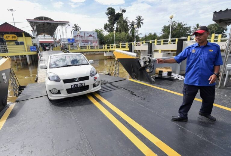 Budget 2023: Govt ends over 34 years wait for new Sri Tanjong ferry in Kelantan