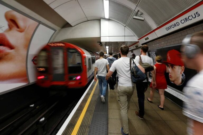 UK train commuters hit by further strikes over pay