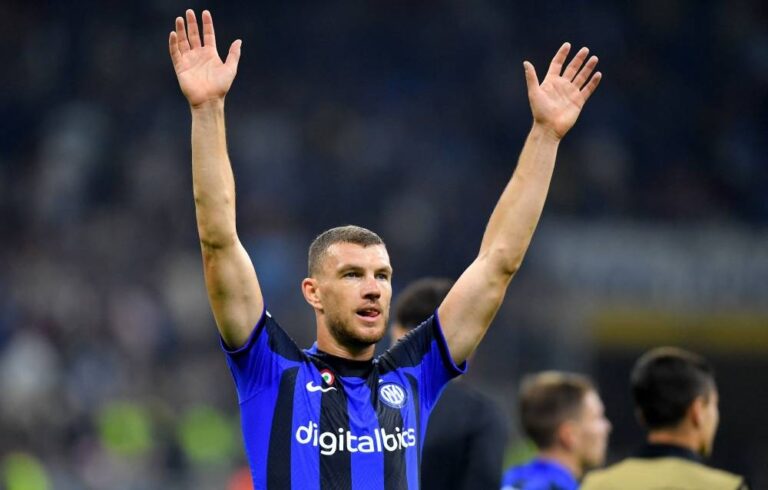Dzeko double earns Inter 2-1 win at Sassuolo