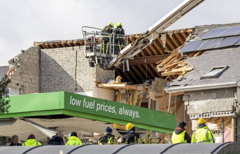 Ireland petrol station blast kills 10