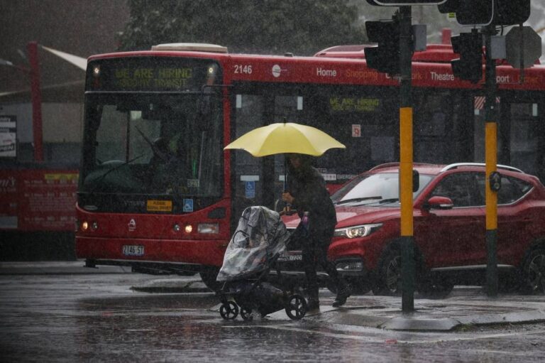 Rain-lashed Sydney residents warned to evacuate