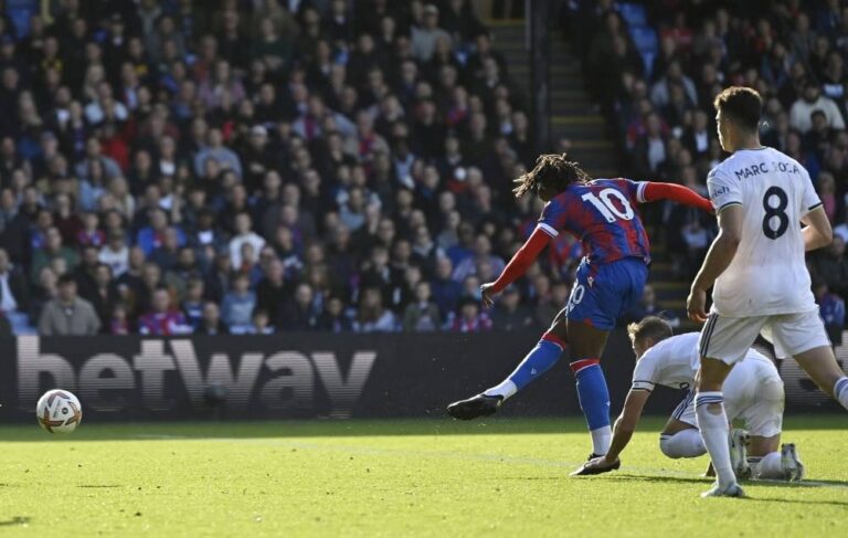 Eze fires Palace to comeback victory over Leeds