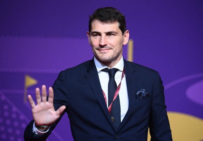 Casillas claims he was hacked after ‘I’m gay’ tweet, Puyol apologises