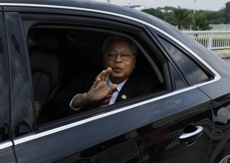 PM Ismail Sabri arrives at Perdana Putra to deliver special address