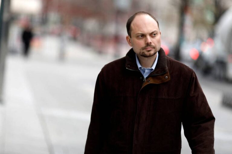 Detained Russian opposition figure wins human rights prize