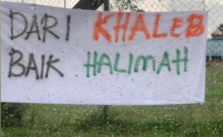 Cops on the hunt for individuals behind anti-Umno banners in Kota Tinggi