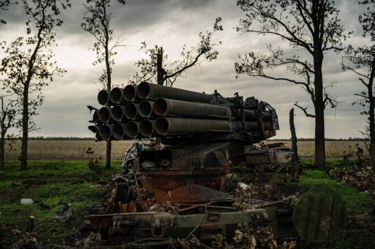Death toll rises to 19 in Russian strikes on Ukraine, say emergency services
