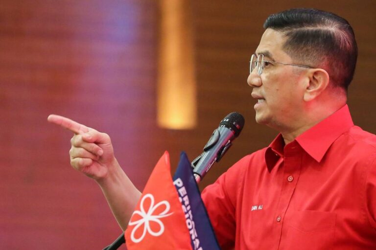 Ahead of GE15, Azmin reminds nation of Perikatan’s deeds