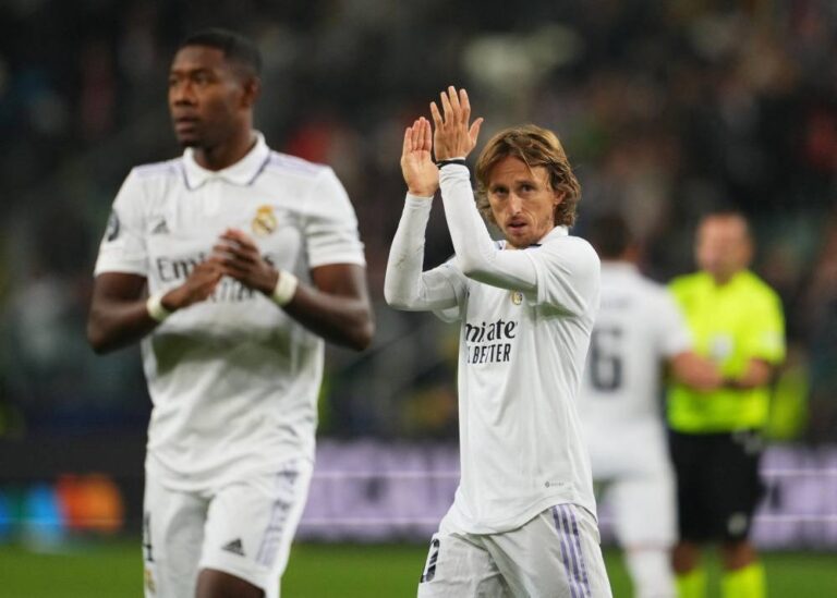 Real Madrid and Man City lock up Champions League last 16 places