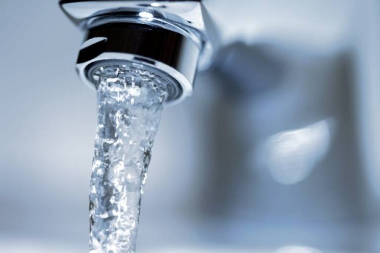 Shanghai says water supplies ‘normal’ after shortage scare sparks hoarding