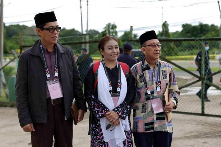 GE15: Warisan’s Kinabatangan candidate Mazliwati ready to take on Sabah’s political giant Bung Moktar
