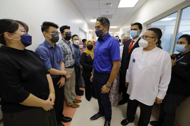 Khairy says no problem declaring his assets but others may have their own stance