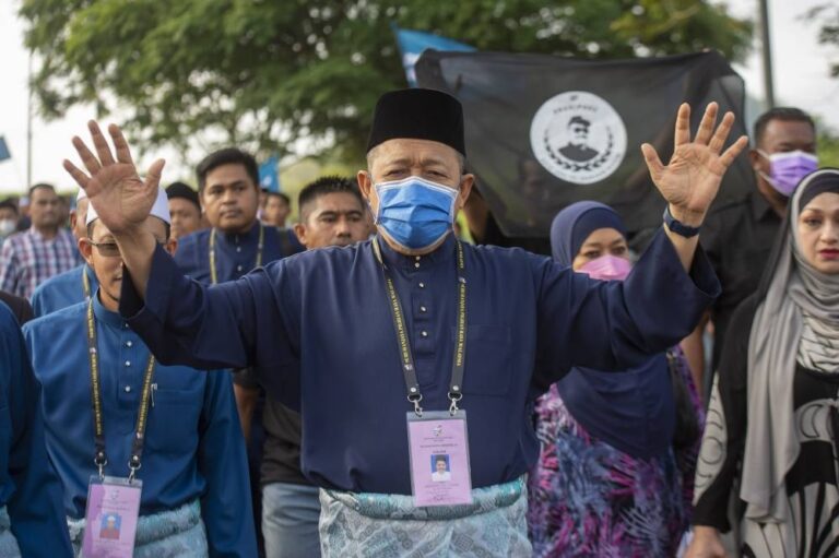 Umno-led BN risks losing Perlis with angry Shahidan leading the charge for PN