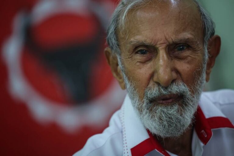 GE15: At 80, PRM’s candidate for Bayan Baru Ravinder wants to fight for people’s rights
