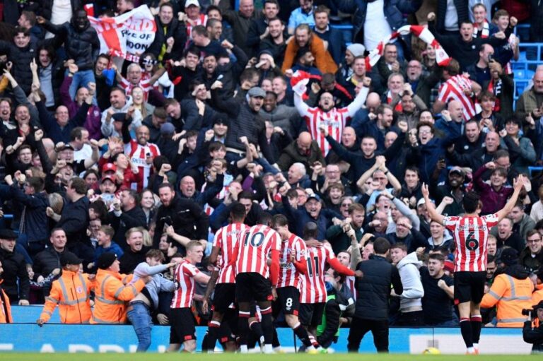 Brentford stun Manchester City thanks to Toney double