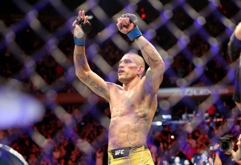MMA: Pereira stuns Adesanya to claim UFC middleweight crown