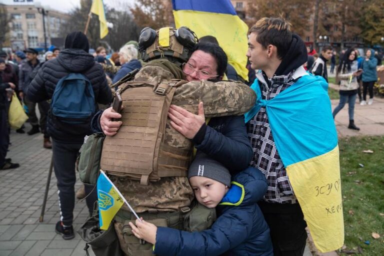 ‘No Russians’: A taste of freedom in Kherson
