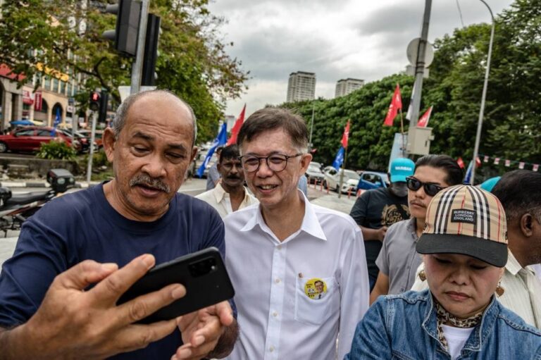 GE15: Tian Chua marks Batu comeback with 20 years of service, splash of yellow