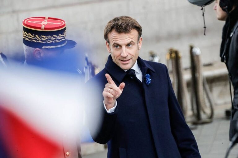 French, Italian presidents agree on need for good relations after dispute over migrants