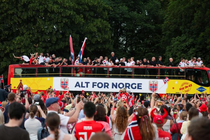 Norway receive heroes’ welcome in Oslo after World Cup exit
