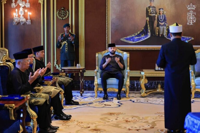 Johor Regent reminds new exco members to keep feet on the ground and focus on public’s needs