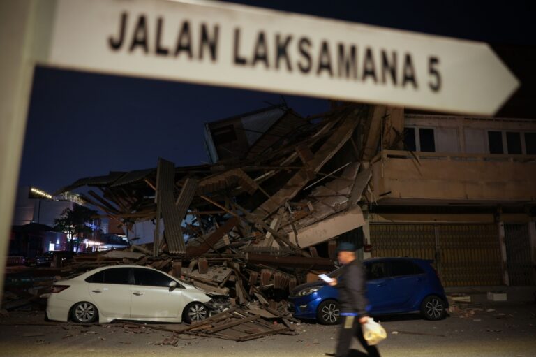 Rescuers halt search at wrecked Melaka shophouse amid fears of further collapse
