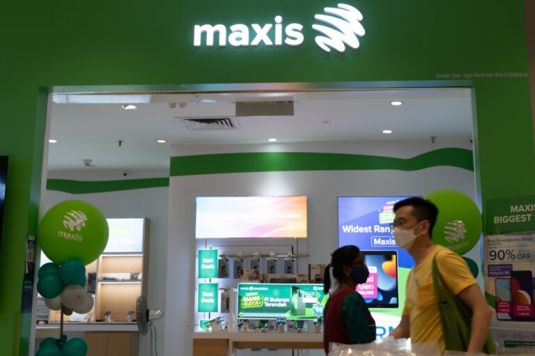 Personal Data Protection Department investigates Maxis over Khairul Aming data leak
